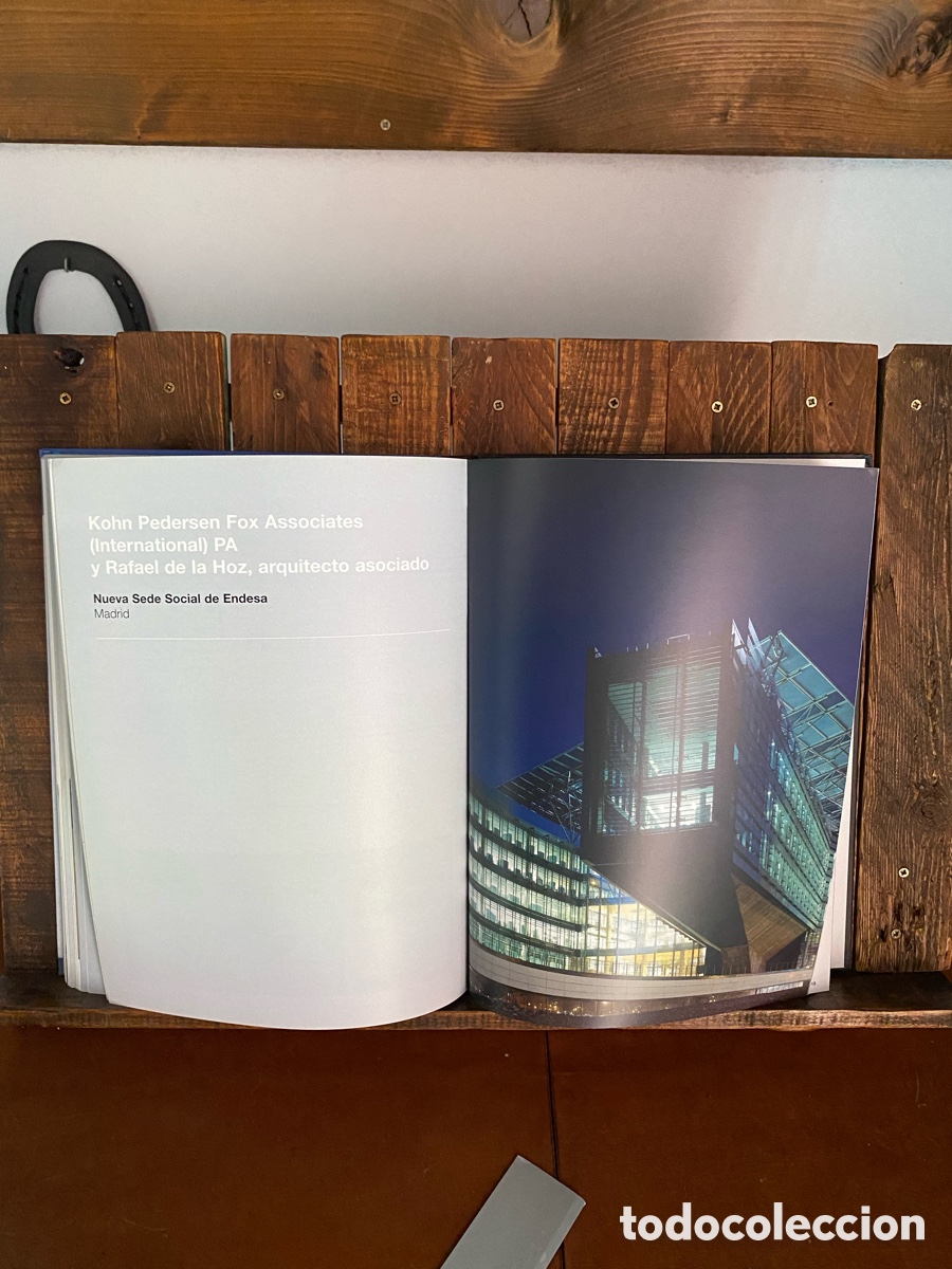 Libros de segunda mano: Spain unique architecture m&t pencil - Foto 20