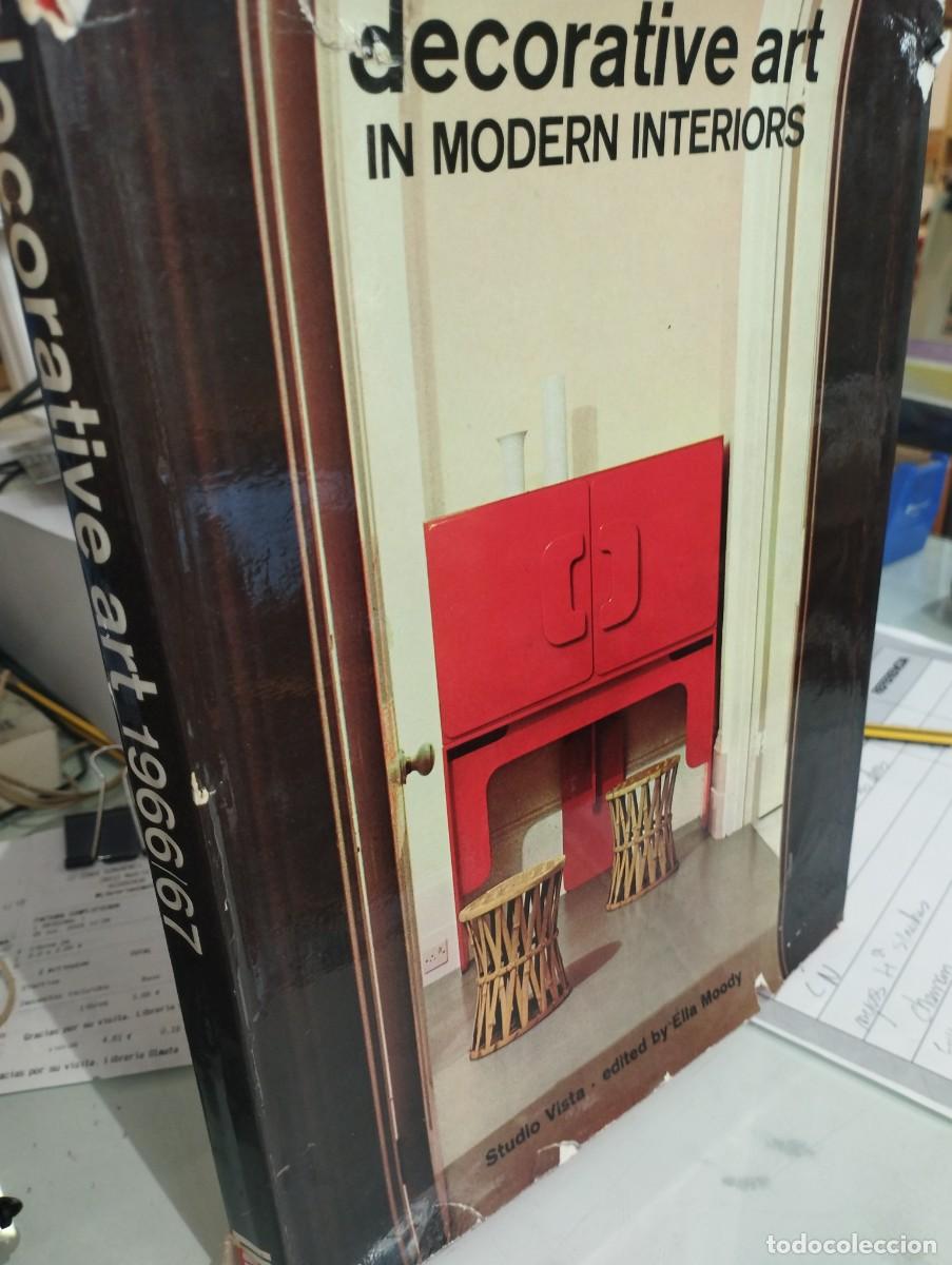 Libros de segunda mano: Decorative art in modern interiors. 1966/7 - Foto 1