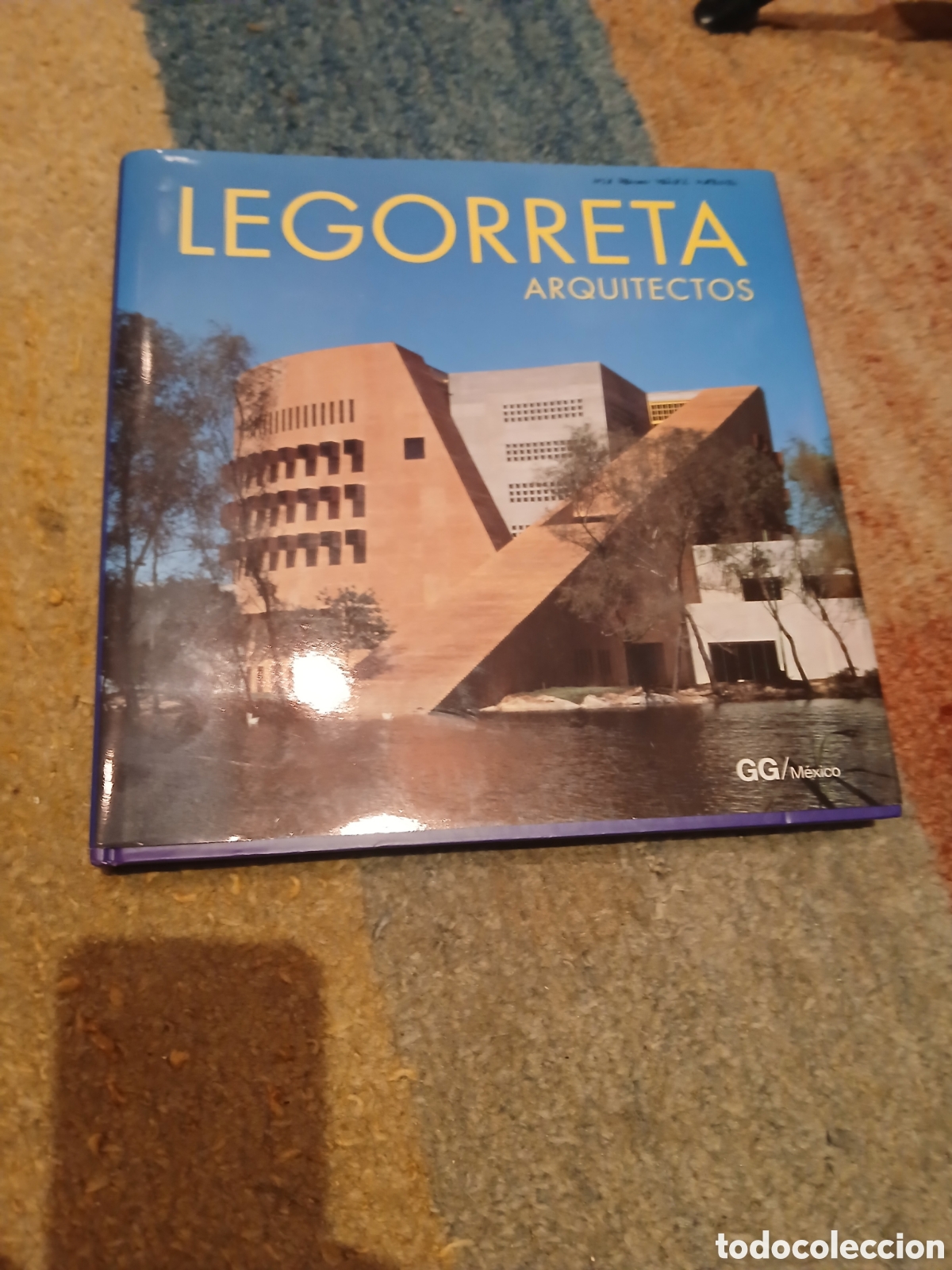 Libros de segunda mano: Legorreta Arquitectos libro. - Foto 1