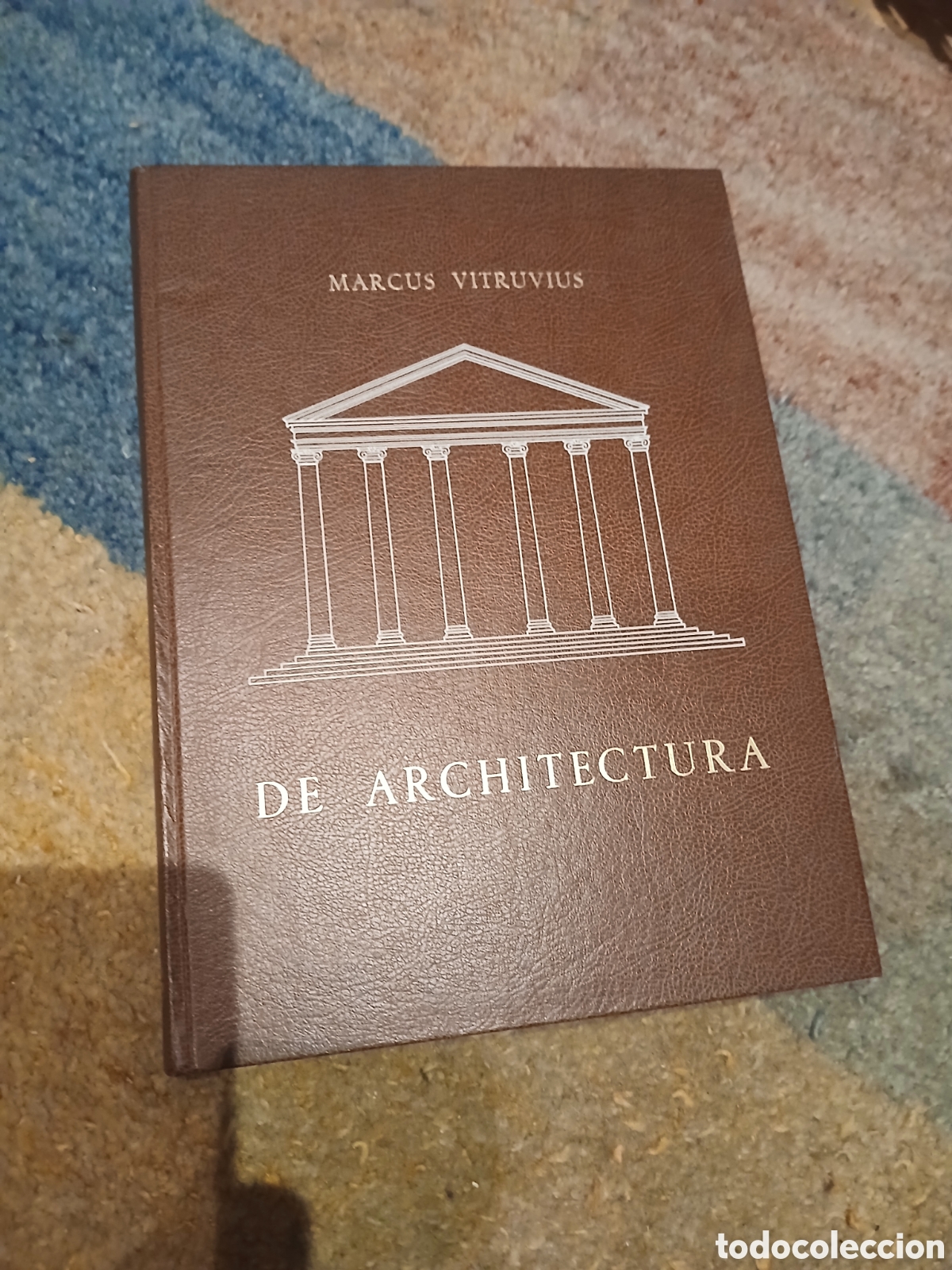 Libros de segunda mano: De Architectura libro. - Foto 1