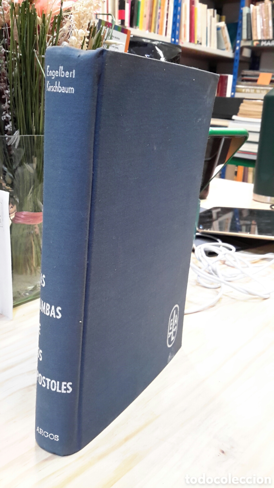 Libros de segunda mano: Las tumbas de los Ap&oacute;steles - Engelbert Kirschbaum - Foto 1