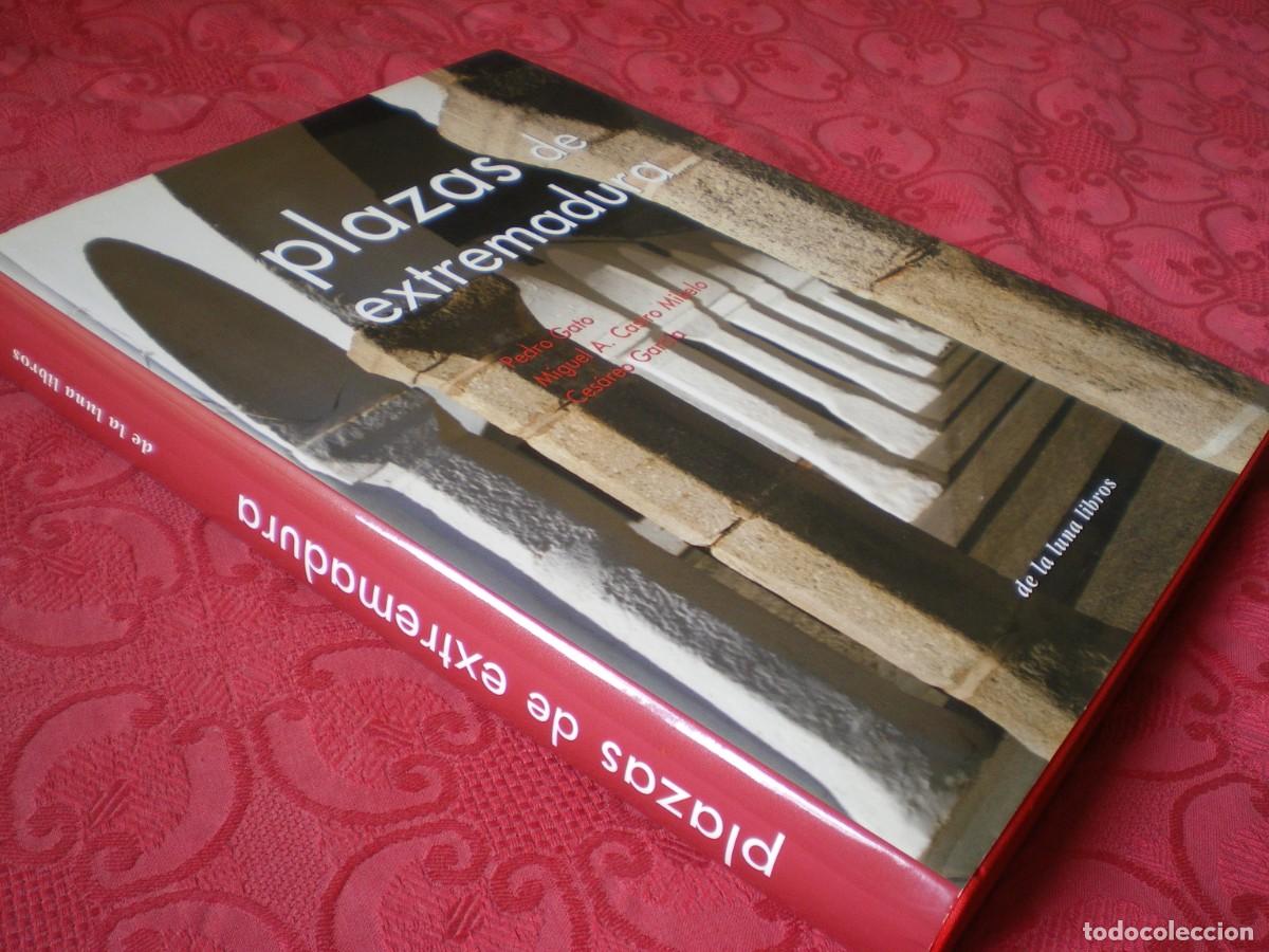 Libros de segunda mano: PLAZAS DE EXTREMADURA. DE LA LUNA LIBROS. - Foto 2