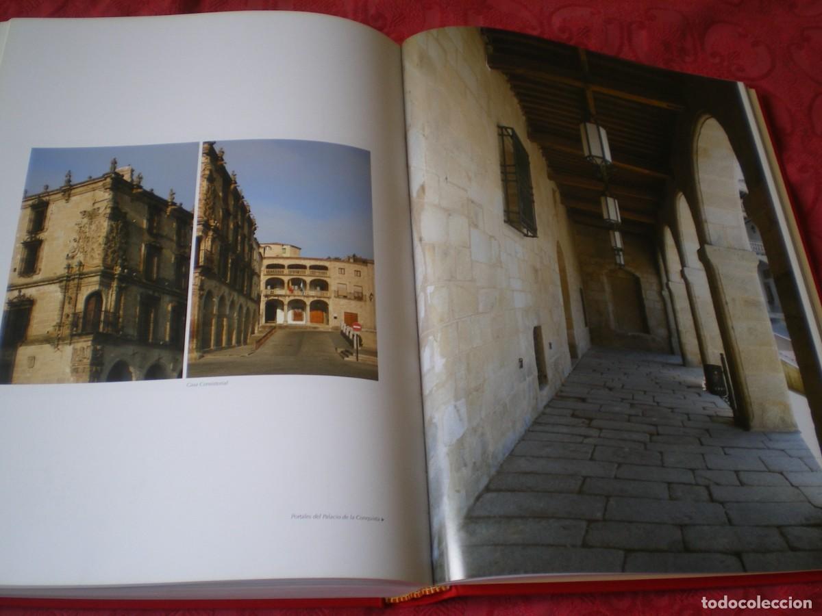 Libros de segunda mano: PLAZAS DE EXTREMADURA. DE LA LUNA LIBROS. - Foto 8