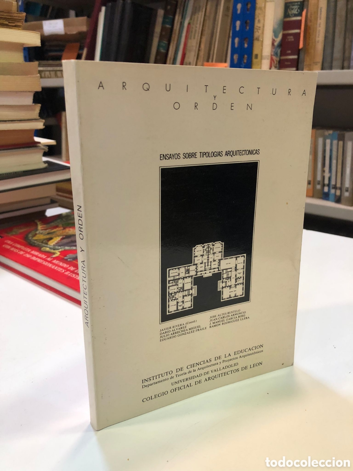 Livres d'occasion: Ensayos sobre tipolog&iacute;as arquitect&oacute;nicas - VV. AA.