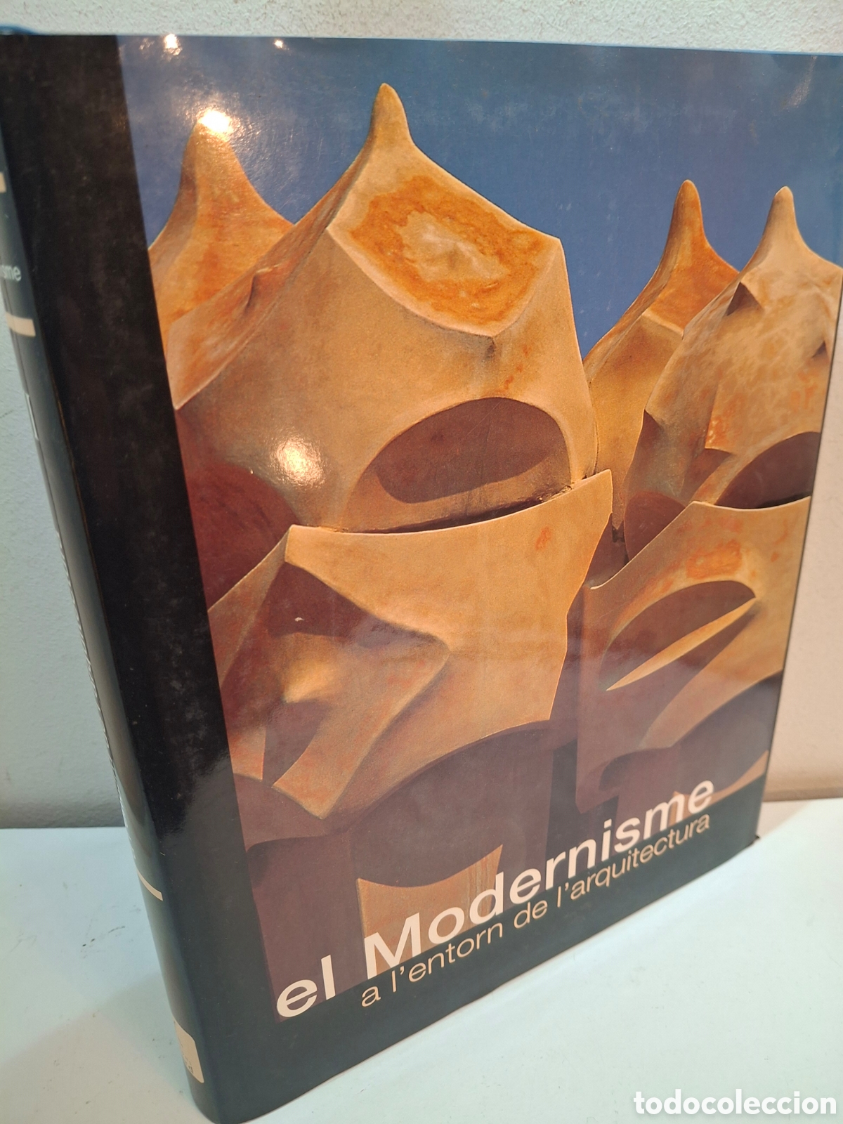 Libros de segunda mano: EL MODERNISME VOLUM N&ordm; II, A L&acute;ENTORN DE L&acute;ARQUITECTURA, EDICIONS L&acute;ISARD, 2002