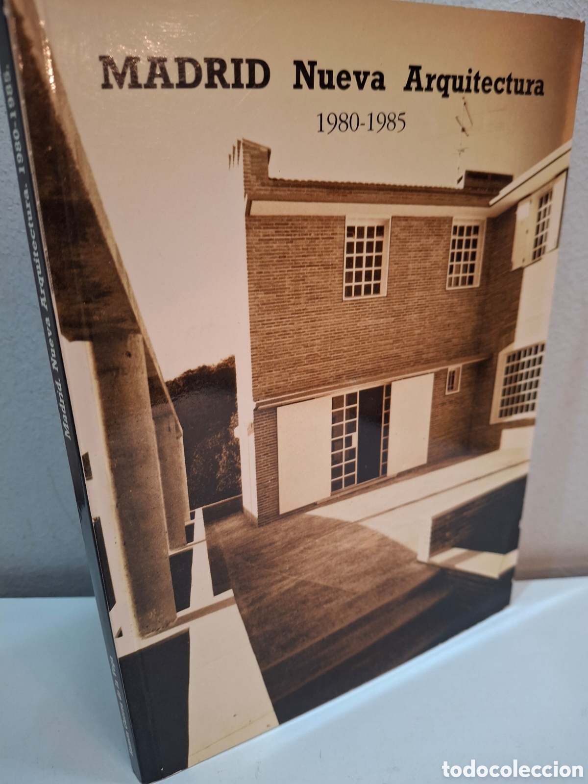 Libros de segunda mano: MADRID; NUEVA ARQUITECTURA, 1980-1985, RAMON GUERRA DE LA VEGA, 1985