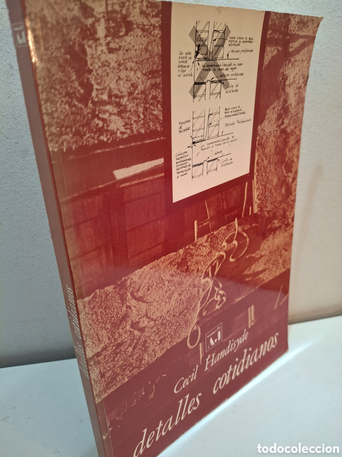 Libros de segunda mano: DETALLES COTIDIANOS, CECIL HANDISYDE; MANUALES ARCHITECTS JOURNAL, BLUME, 1976