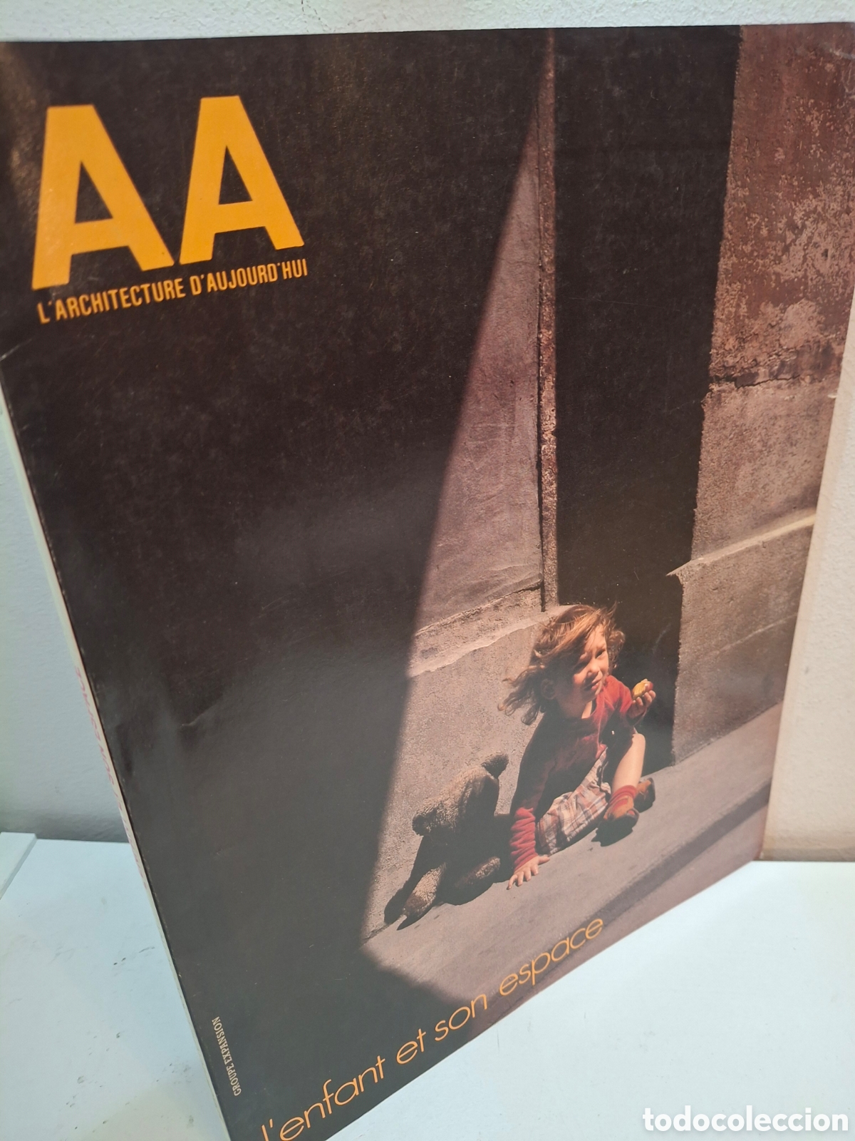Libros de segunda mano: AA: L&acute;ARCHITECTURE D&acute;AUJOURD&acute;HUI, N&ordm; 204, SEPTEMBRE 1979, L&acute;ENFANT ET SON ESPACE