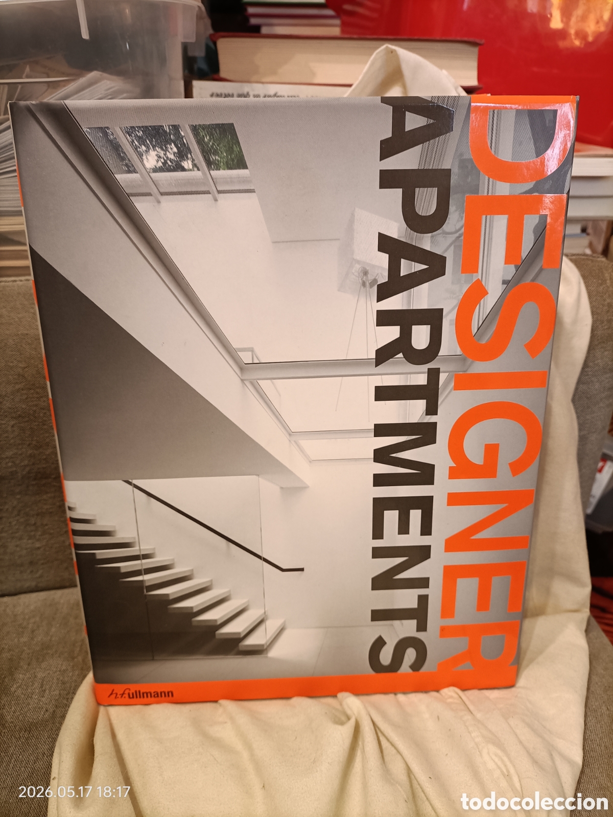 Libros de segunda mano: Designer apartments - VVAA