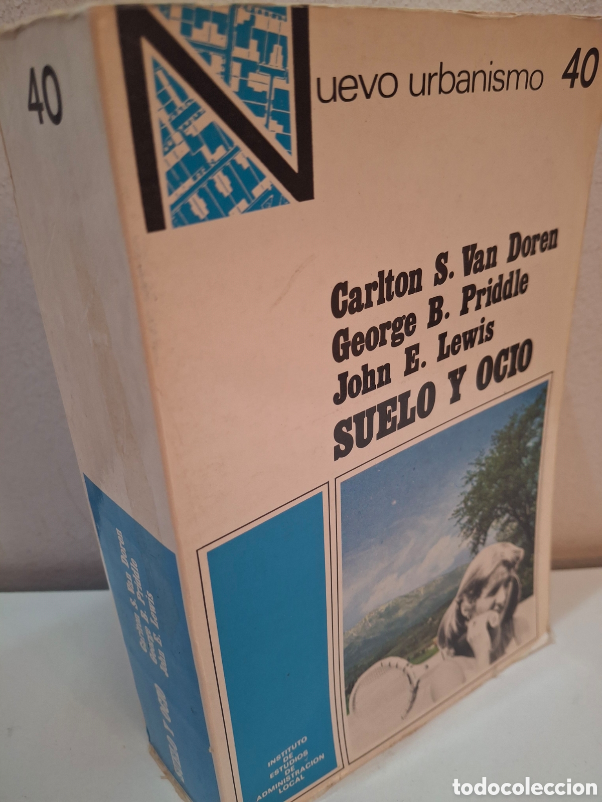 Libros de segunda mano: SUELO Y OCIO, CONCEPTOS Y METODOS EN EL AMBITO DE LA RECREACION AL AIRE LIBRE, 1983
