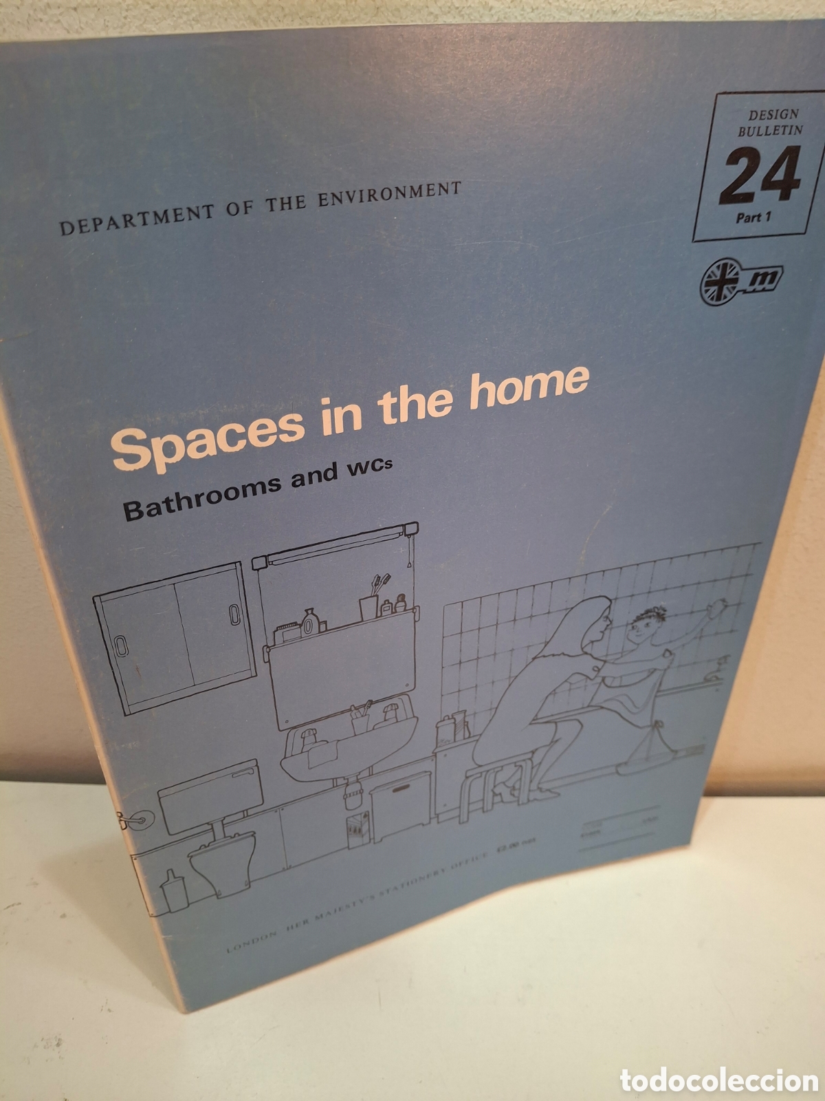 Libros de segunda mano: SPACES IN THEHOME, BATHROOMS AND WCS, DESIGN BULLETIN 24, 1972