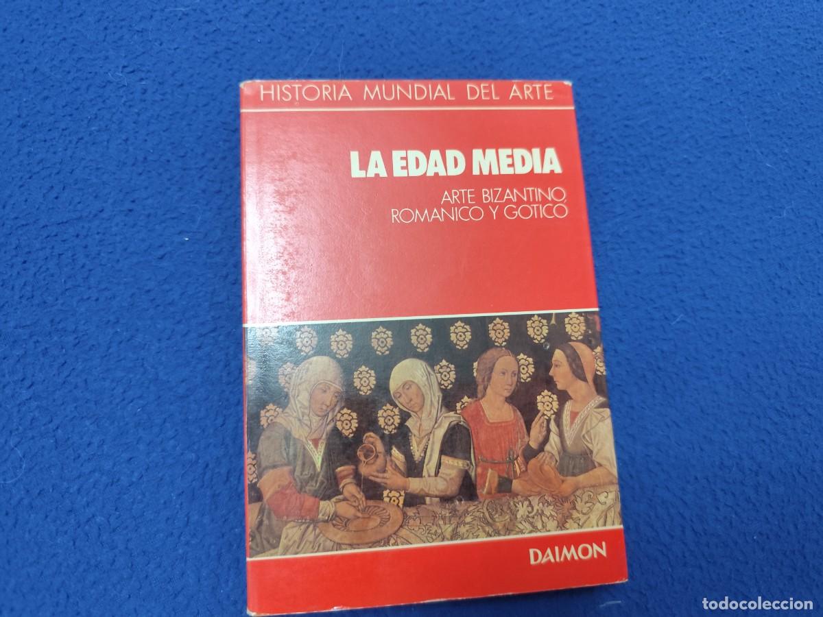 Libros de segunda mano: La Edad Media Historia Mundial del Arte Editorial Daimon 1979 Colecci&oacute;n Historia Mundial del Arte.
