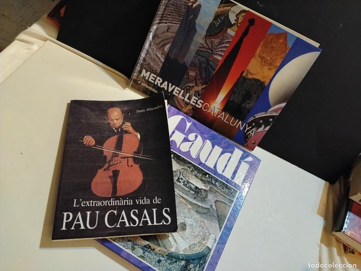 Libros de segunda mano: 3 LIBROS -GAUD&Iacute;,ARQUITECTURA FUTURO 1984-MARAVILLES DE CATALUNYA - PAU CASALS (VER FOTOS)