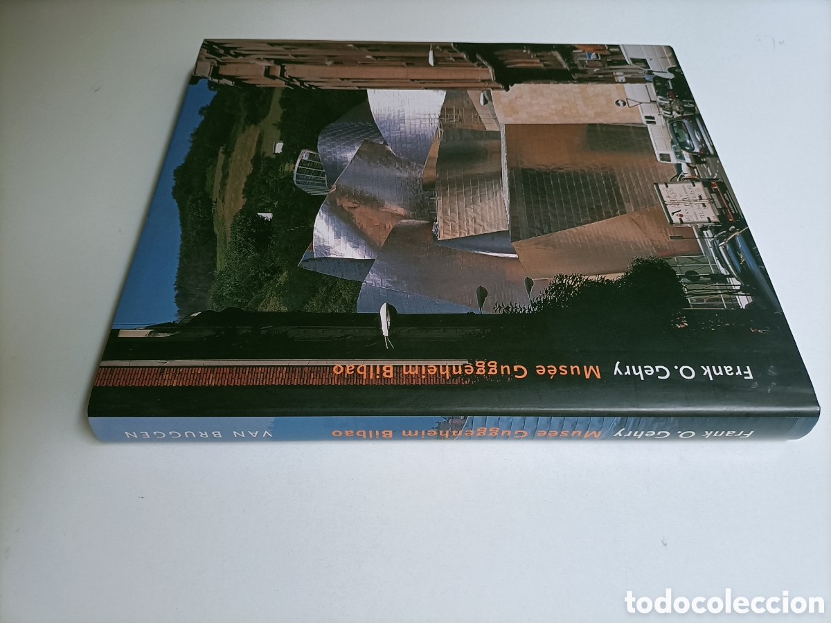 Libros de segunda mano: Musee Guggenheim Bilbao. Frank O. Gehry texto en ingl&eacute;s