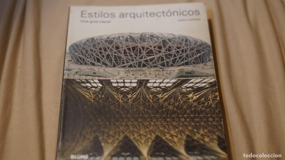 Libros de segunda mano: Owen Hopkins - Estilos arquitect&oacute;nicos - Una gu&iacute;a visual - Blume 2014