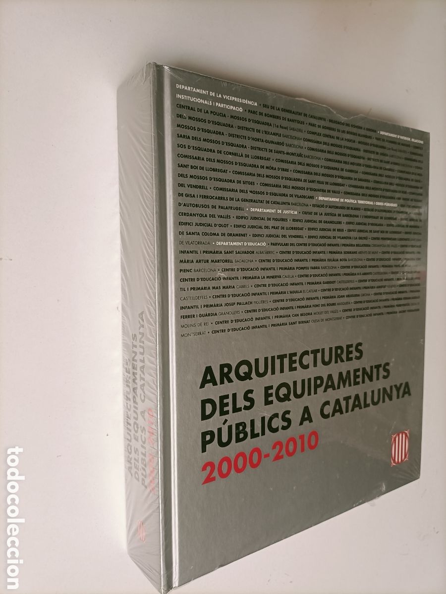Libros de segunda mano: Arquitectures Dels equipaments p&uacute;blicas a Catalunya 2000 2010