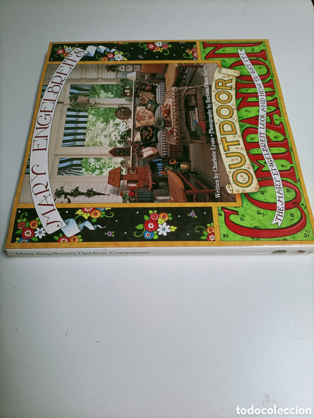 Libros de segunda mano: Mary Engelbreit's Outdoor Companion. Texto en ingl&eacute;s exteriores decoraci&oacute;n jardines