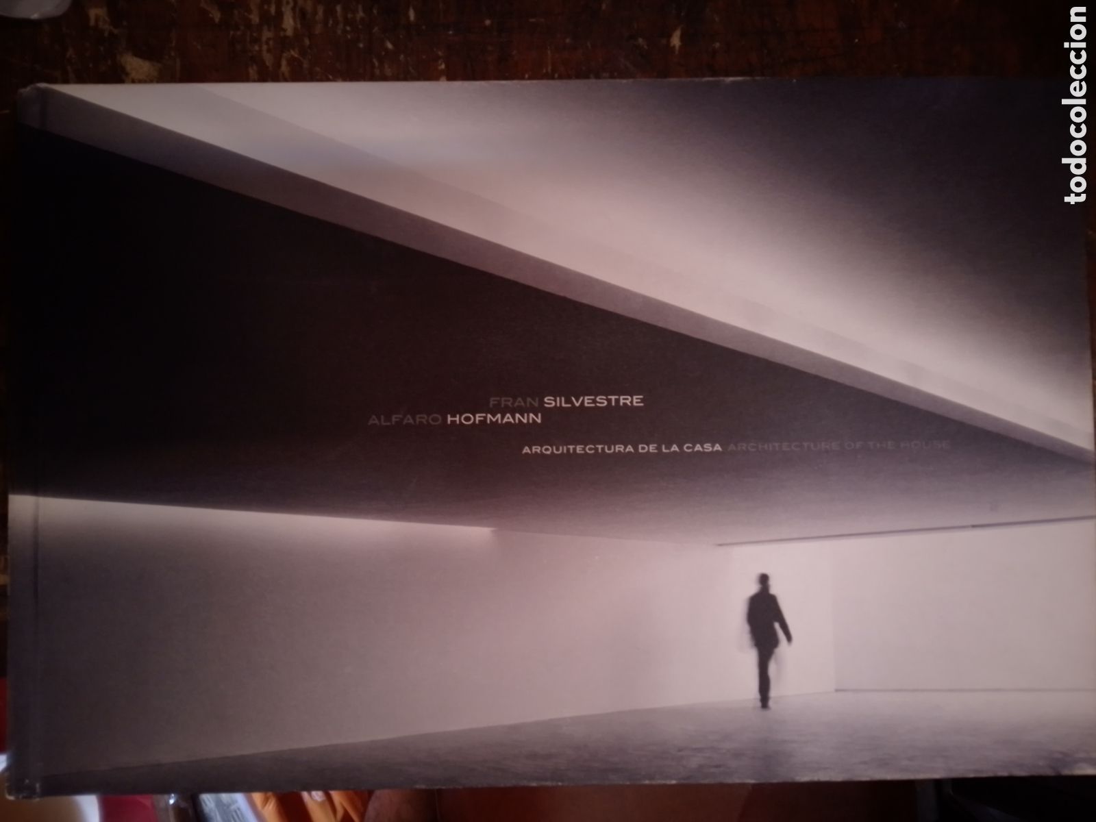 Libros de segunda mano: ARQUITECTURA DE LA CASA. SILVESTRE, FRAN - HOFMANN, ALFARO. PUBLISHER. 2010