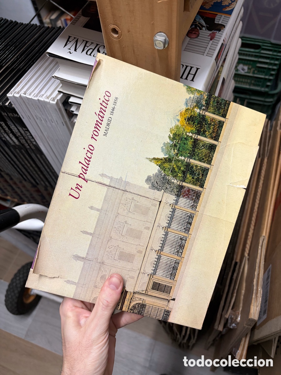 Livres d'occasion: Un palacio rom&aacute;ntico. Madrid 1846-1858. Fernando Navascu&eacute;s