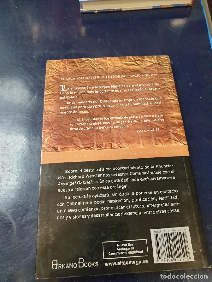 Libros de segunda mano: comunicandose con el arcangel Gabriel Richard Webster - Foto 2