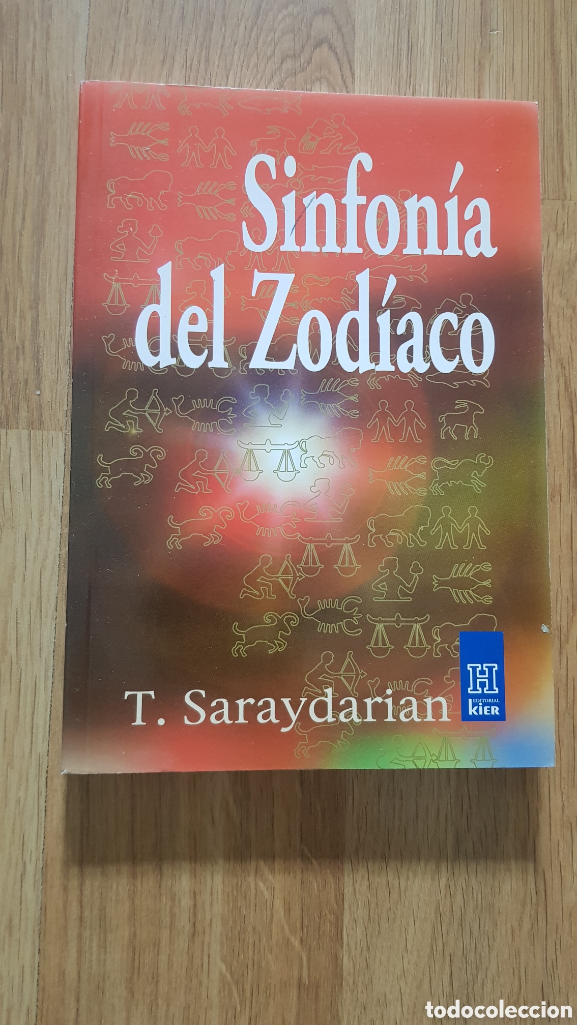 Libros de segunda mano: Sinfonia del zodiaco - Foto 1