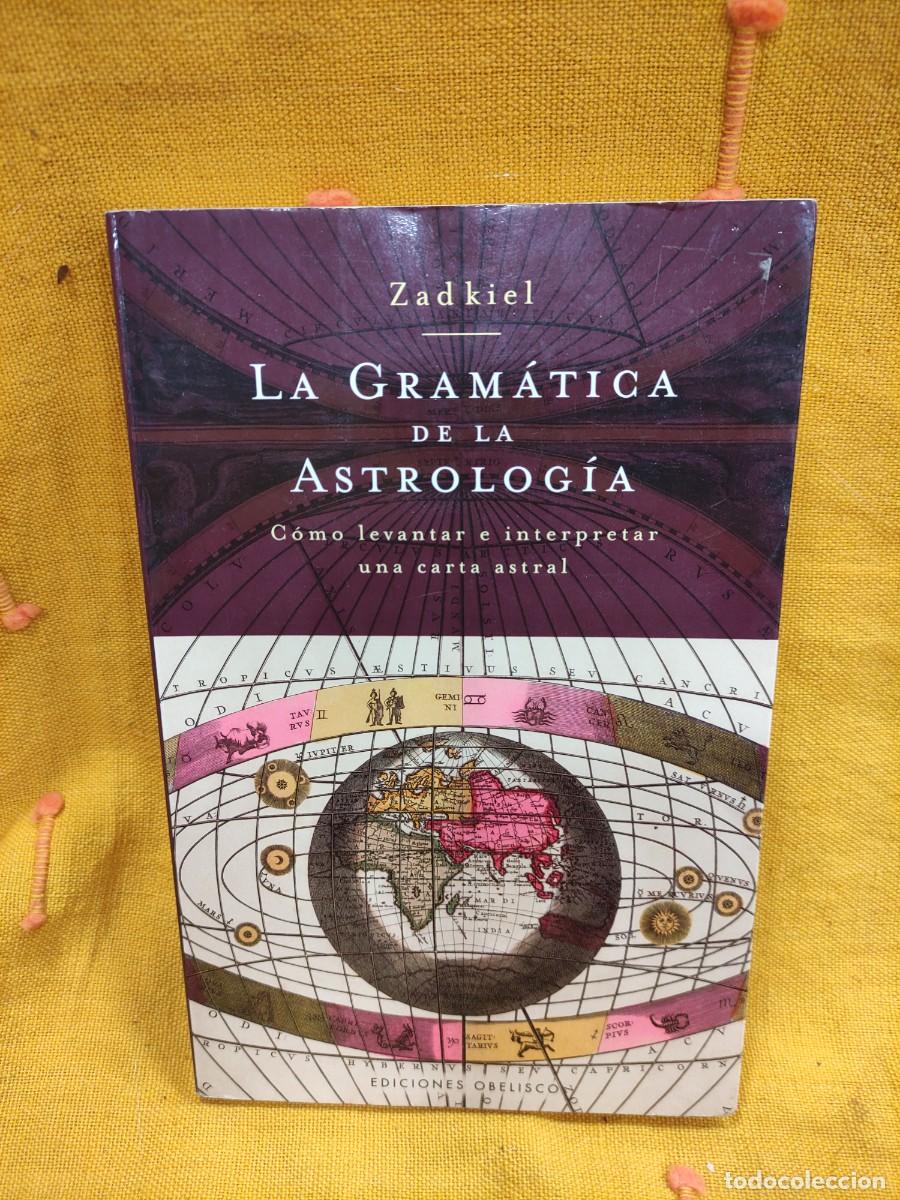 Libros de segunda mano: La gram&aacute;tica de la astrolog&iacute;a - Foto 1