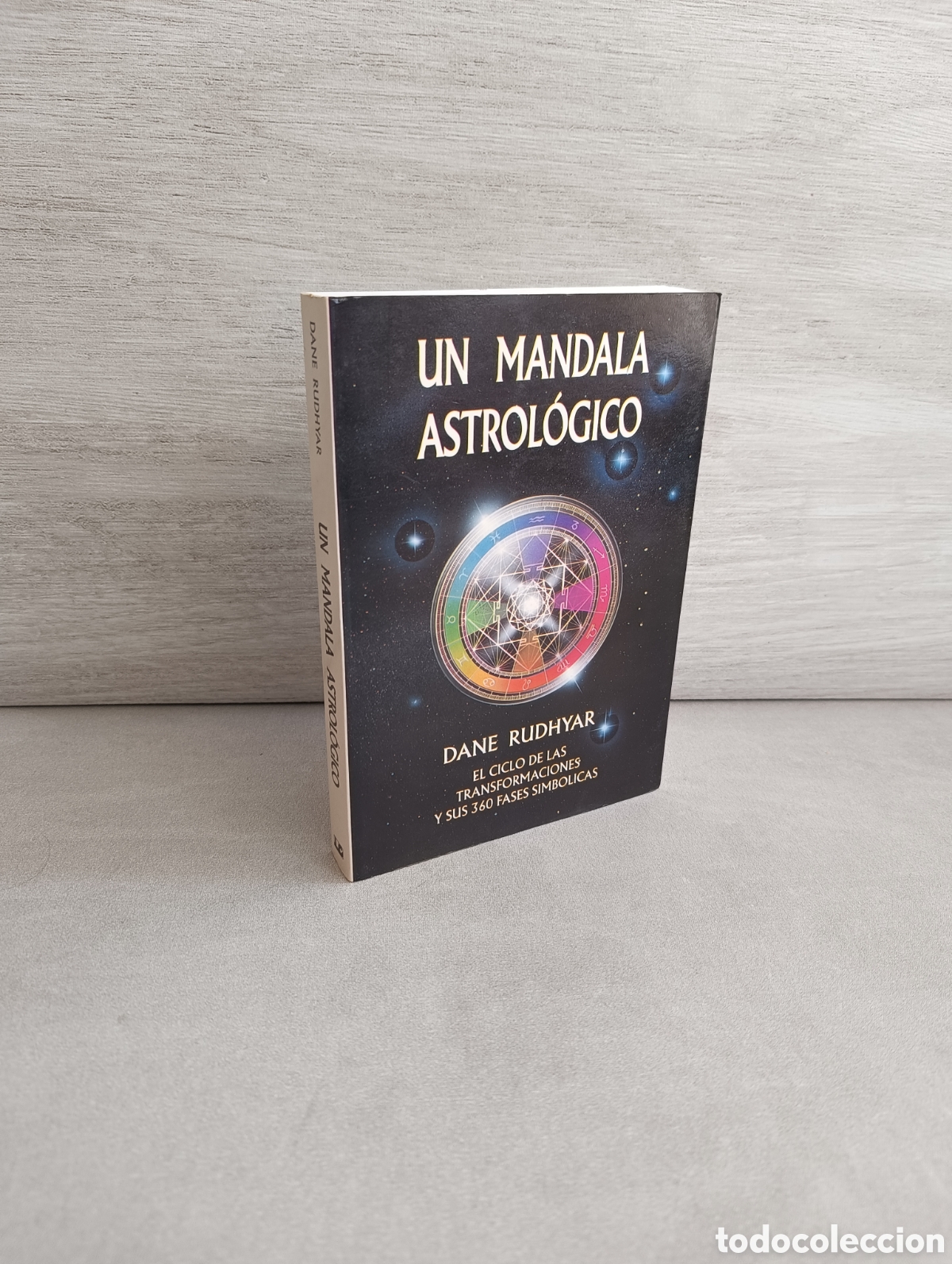 Libri di seconda mano: UN MANDALA ASTROL&Oacute;GICO - DANE RUDHYAR