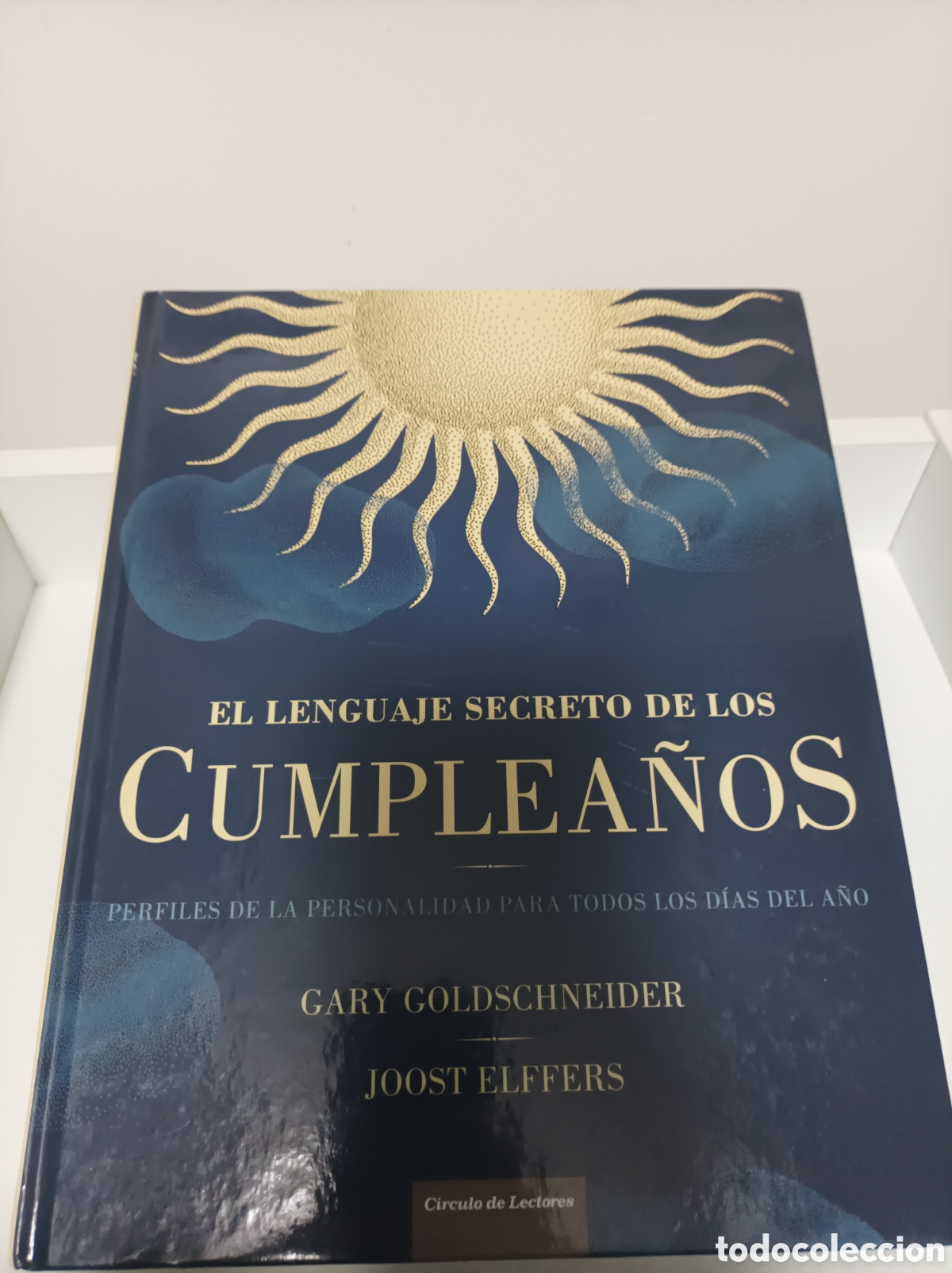 Libri di seconda mano: El lenguaje secreto de los cumplea&ntilde;os 9788422675389