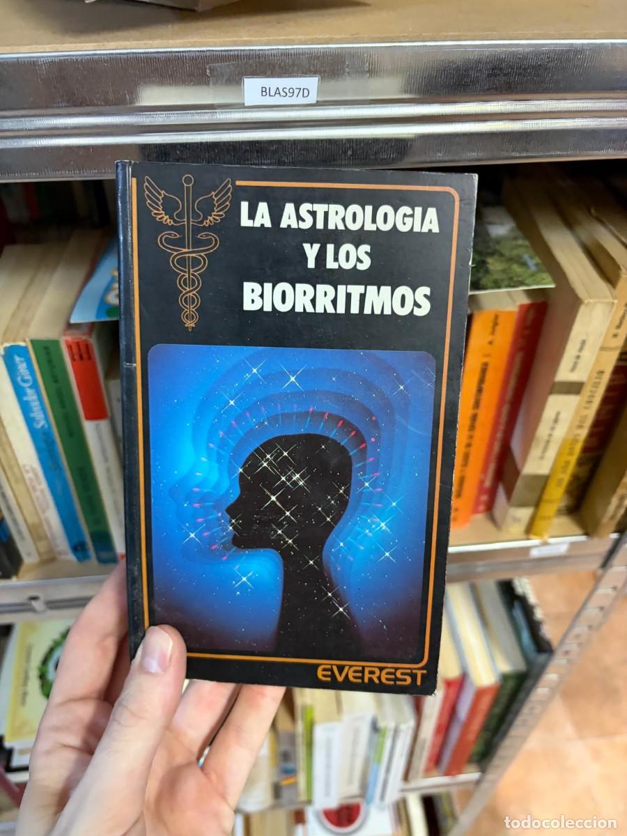 Libros de segunda mano: BLAS97D La astrolog&iacute;a y los biorritmos &mdash; Ceryl Cyrus &mdash; Everest