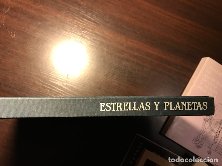 Libros de segunda mano: Estrellas y planetas. A. R&uuml;kl - Foto 1