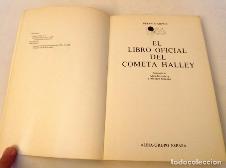 Libros de segunda mano: El libro oficial del Cometa Halley, Brian Harpur - Foto 2