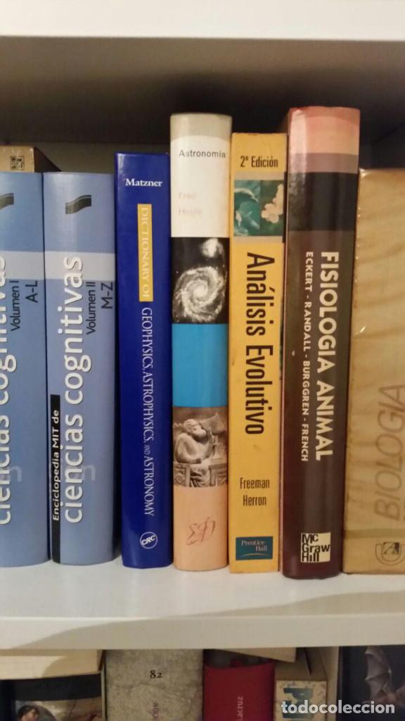 Libros de segunda mano: Astronomia. Fred Hoyle - Foto 3