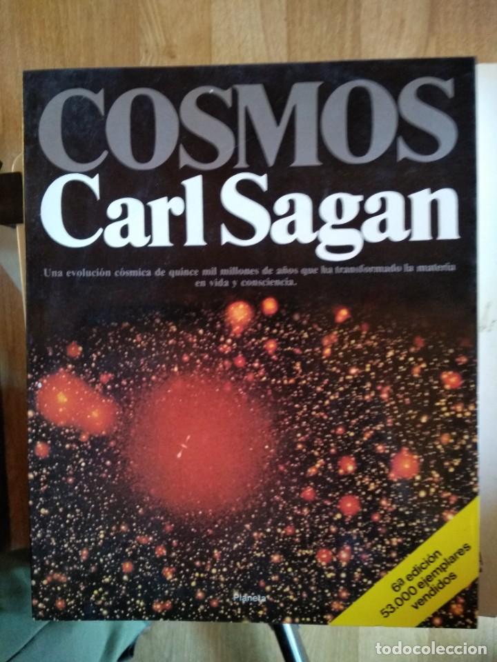 Libros de segunda mano: Carl Sagan ----- Cosmos - Foto 1