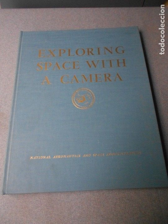 Libros de segunda mano: EXPLORING SPACE WITH A CAMERA - Foto 1