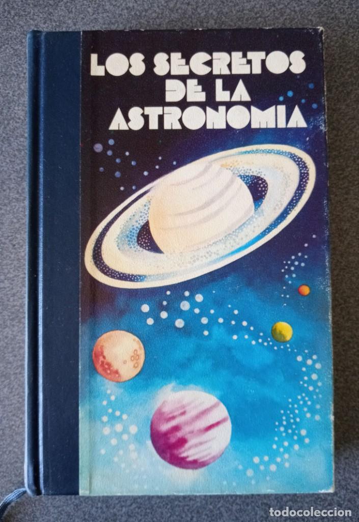 Libros de segunda mano: Los Secretos de la Astronom&iacute;a - Foto 1