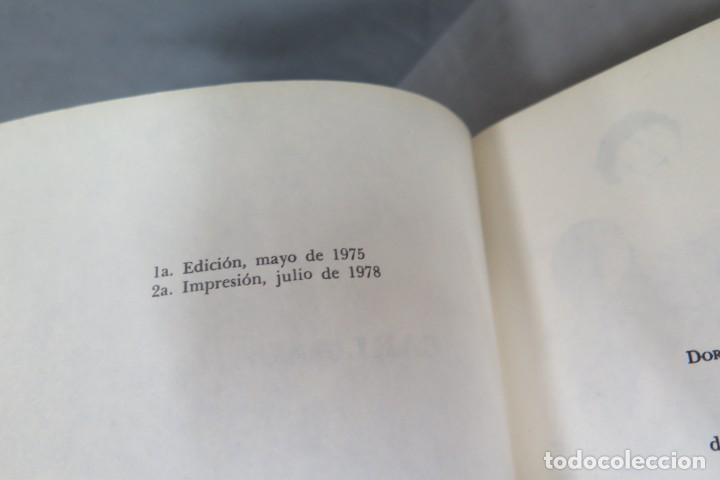 Libros de segunda mano: CONTACTO EN EL COSMOS. SAGAN - Foto 3