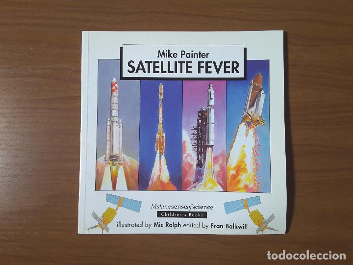 Libros de segunda mano: Satellite Fever. Mike Painter. En ingl&eacute;s. - Foto 1