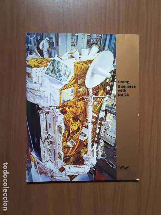 Libros de segunda mano: Doing Business with NASA. NP-151 - Foto 1