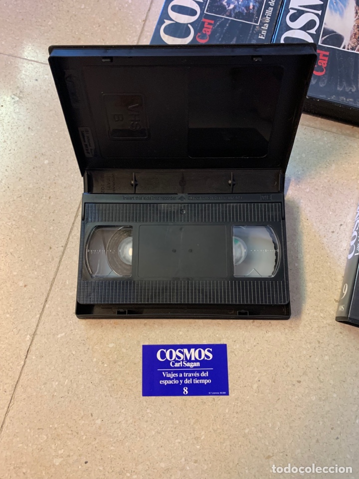 Libros de segunda mano: Cosmos - Carl Sagan - colecci&oacute;n completa - libro y 13 vhs - Foto 8