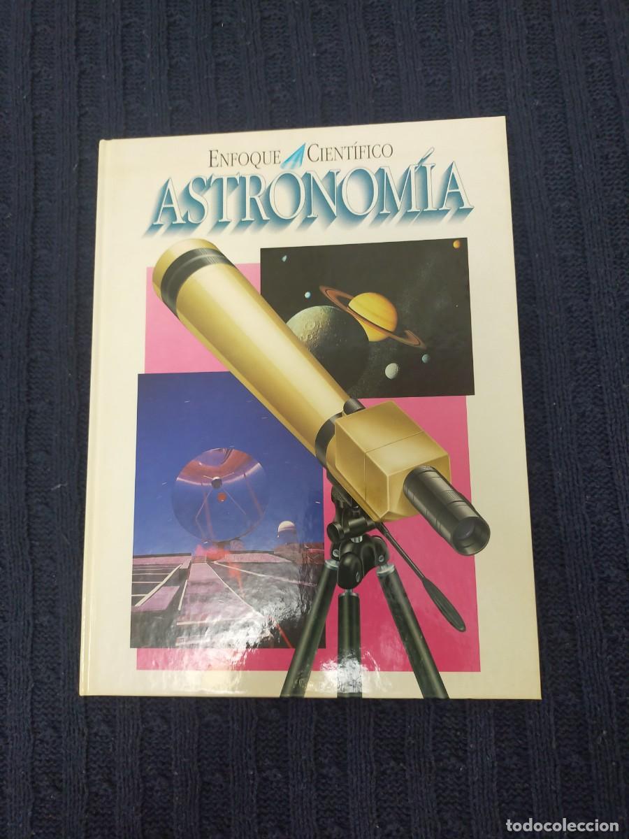 Libros de segunda mano: Astronom&iacute;a-Enfoque cient&iacute;fico-Ian Graham - Foto 1