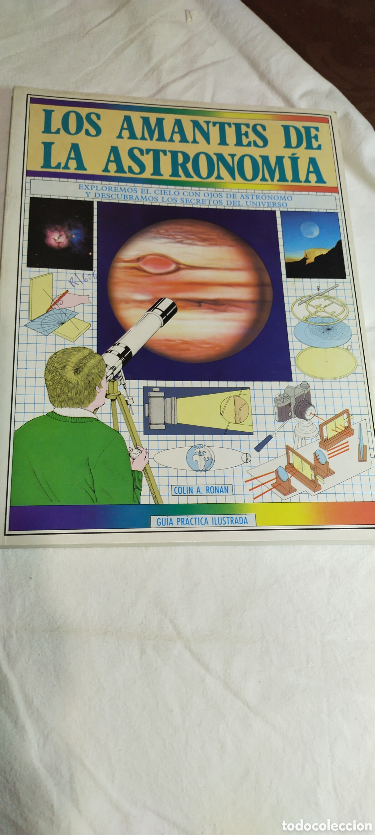 Libros de segunda mano: Los amantes de la astronom&iacute;a - Foto 1