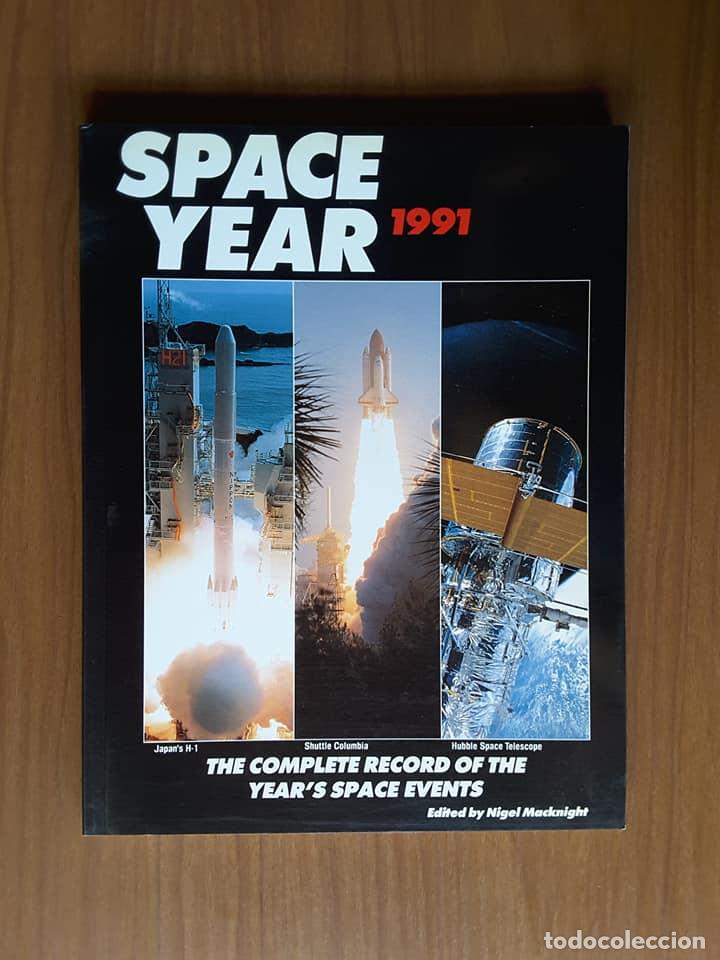 Libros de segunda mano: Space Year 1991. Nigel Macknight (ed.) - Foto 1