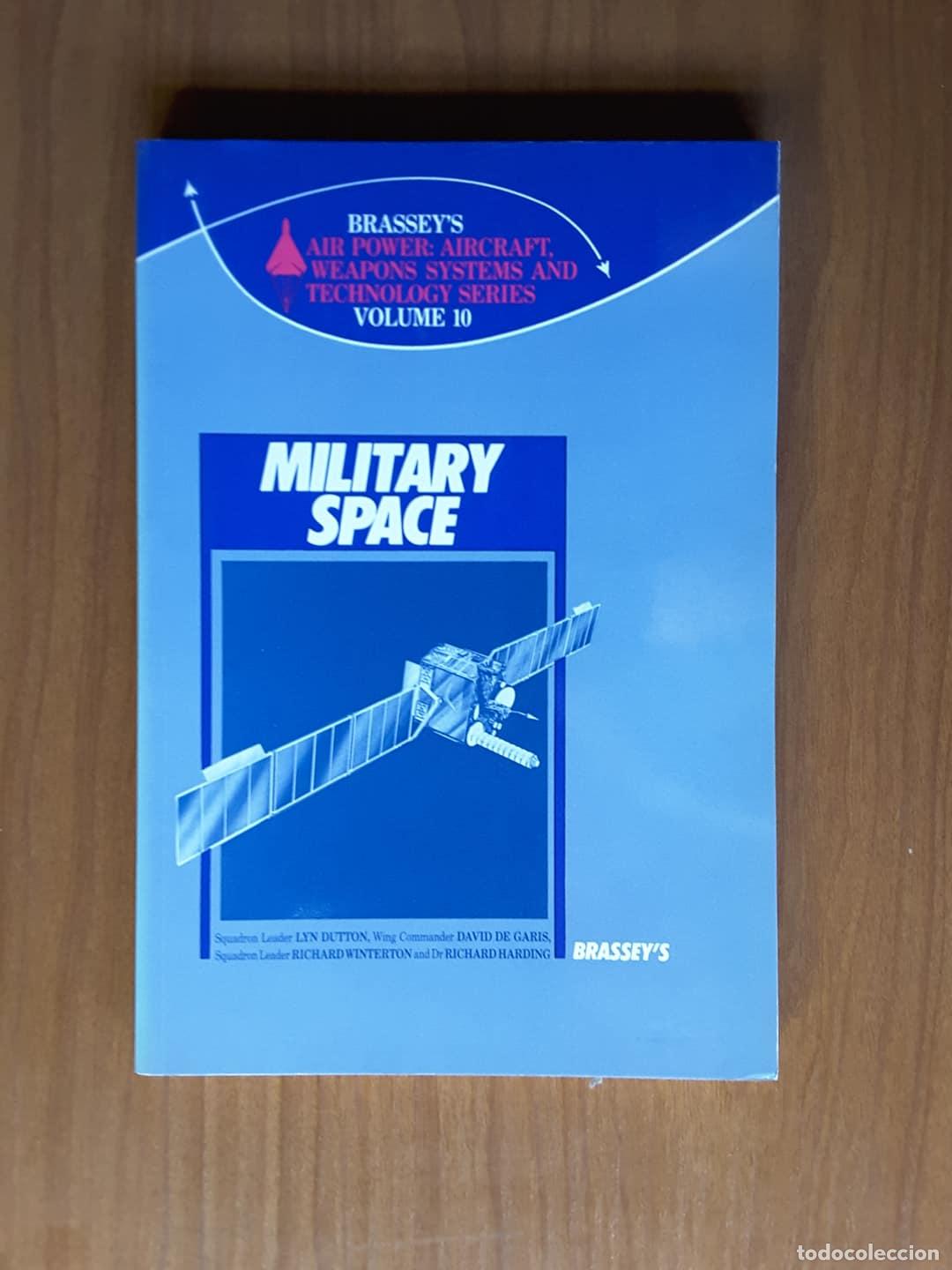 Libros de segunda mano: Military Space. Dutton, De Garis, Winterton, Harding - Foto 1