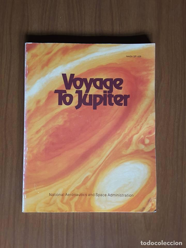 Libros de segunda mano: Voyage to Jupiter. David Morrison & Jane Samz - Foto 1