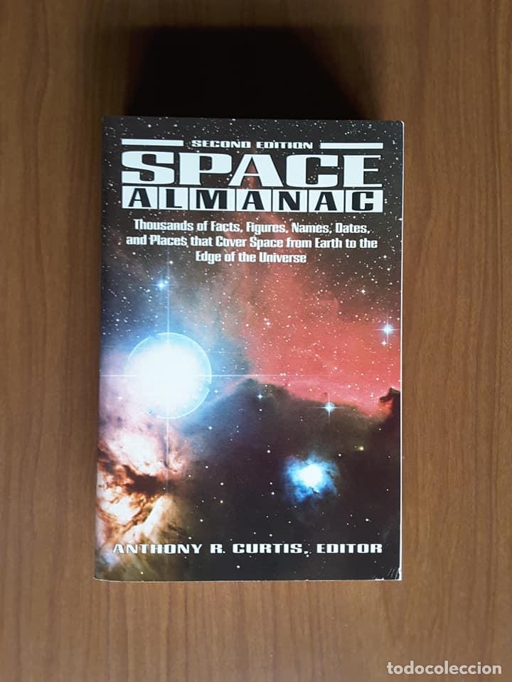 Libros de segunda mano: Space Almanac. Anthony R. Curtis (ed.). - Foto 1