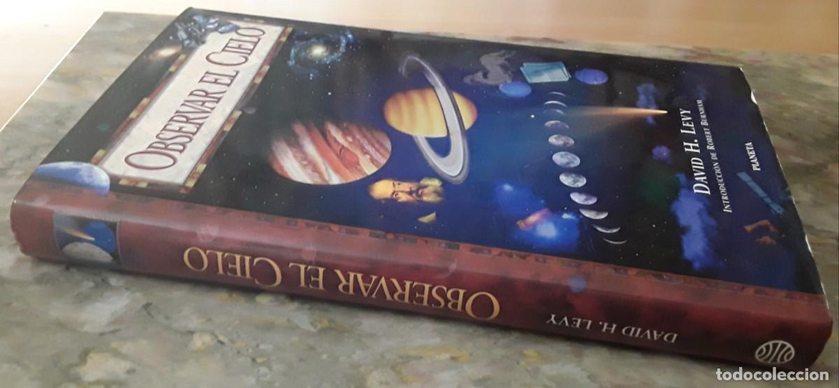 Libros de segunda mano: OBSERVAR EL CIELO. DAVID H. LEVY. - Foto 4