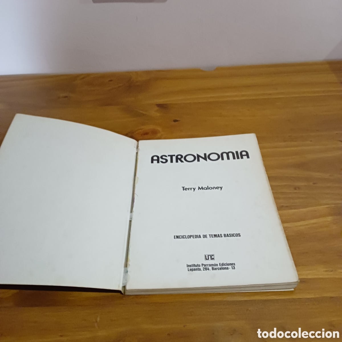 Libros de segunda mano: Astronom&iacute;a Terry Maloney - Foto 2