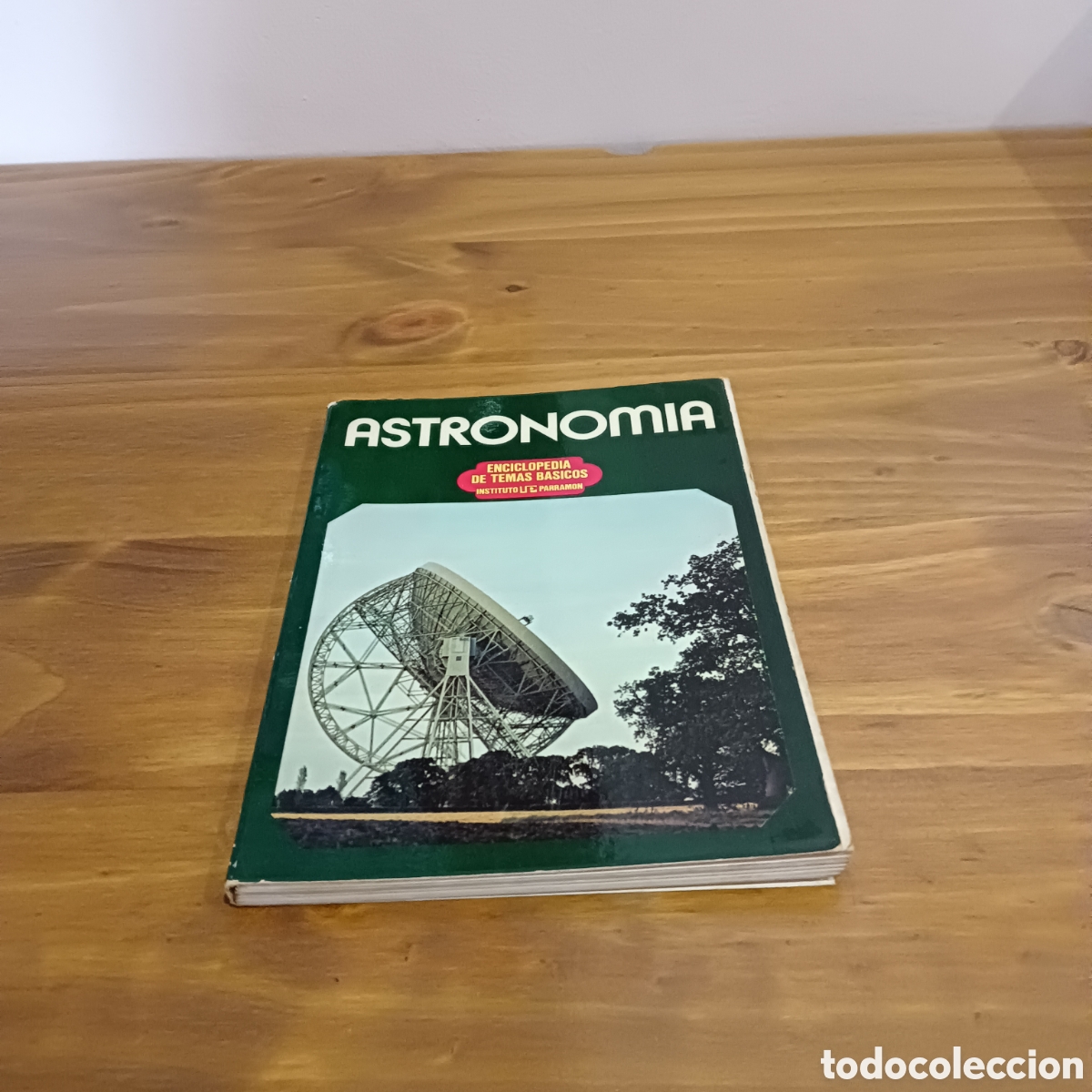 Libros de segunda mano: Astronom&iacute;a Terry Maloney - Foto 1
