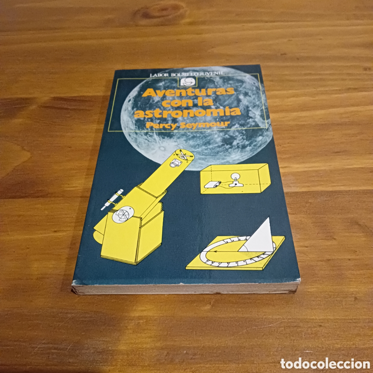 Libros de segunda mano: Aventuras con la astronom&iacute;a - Foto 1