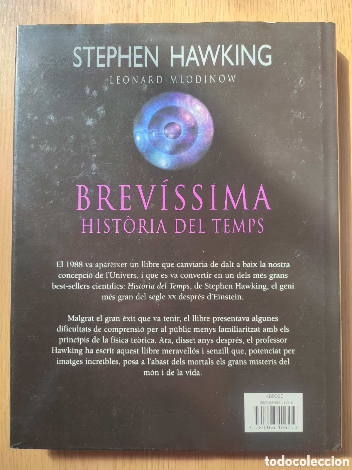 Libros de segunda mano: Brev&iacute;ssima hist&ograve;ria del temps. Stephen Hawking . En catal&agrave; - Foto 2